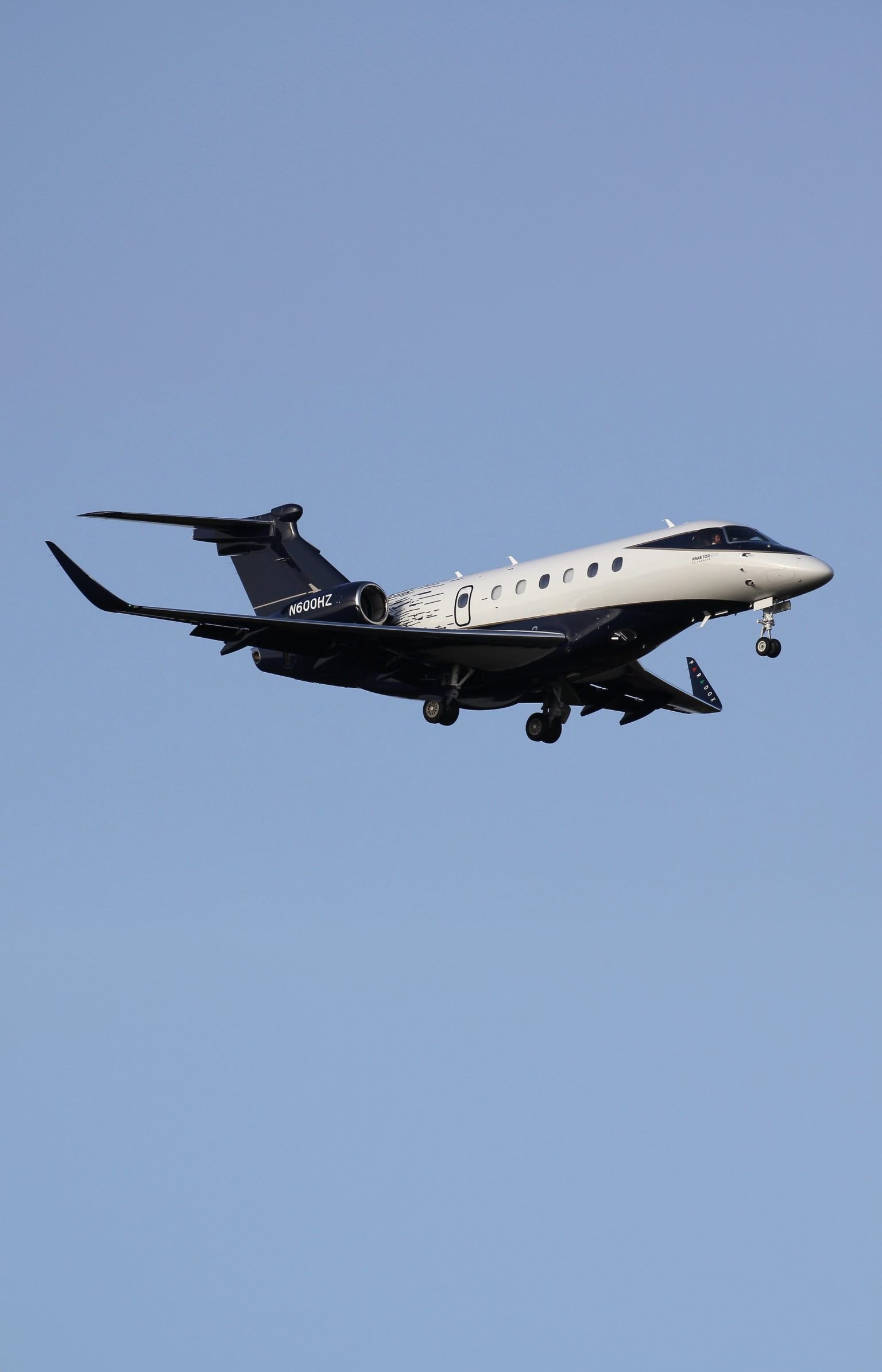 Embraer Praetor 600 private jet for travel to the Cannes Yachting Festival