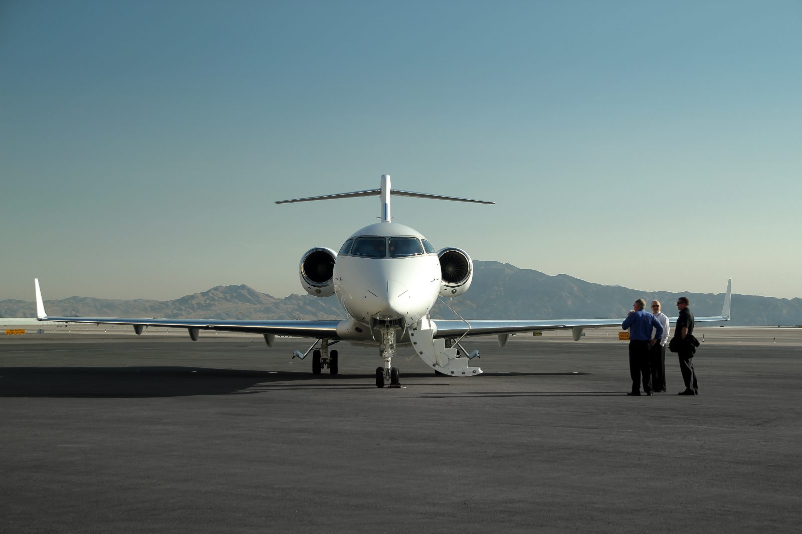 Planning a Private Jet Flight to France