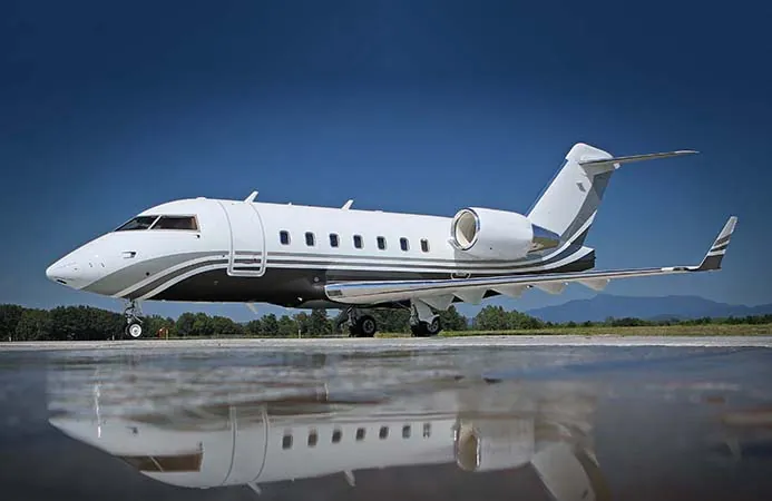 Avión Bombardier Challenger 604