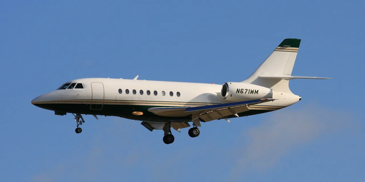 Dassault Falcon 2000S, vista exterior