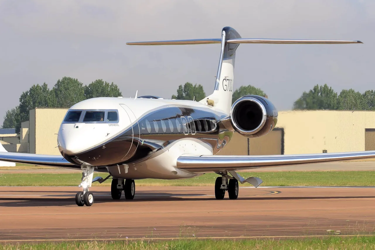Avión Gulfstream G700