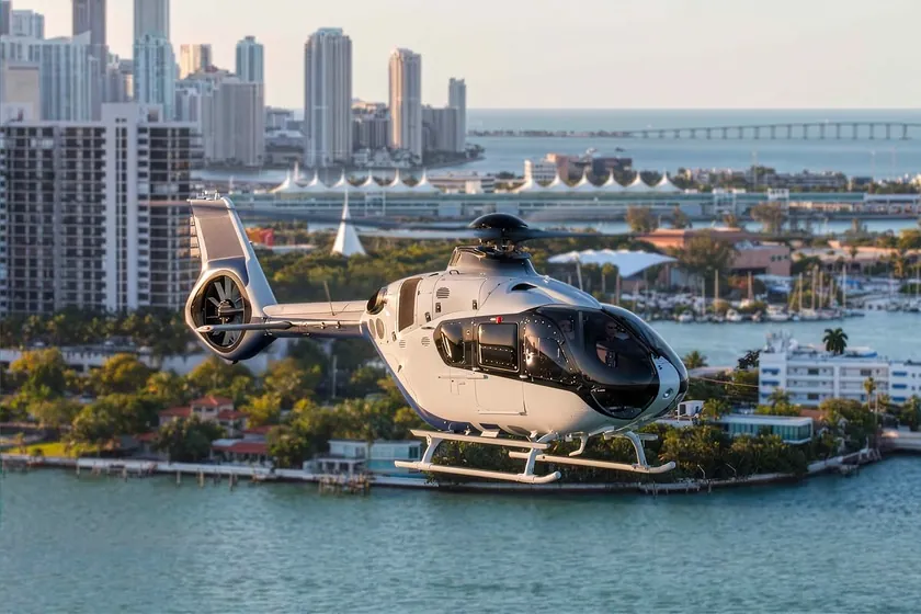 Helicóptero Airbus H135