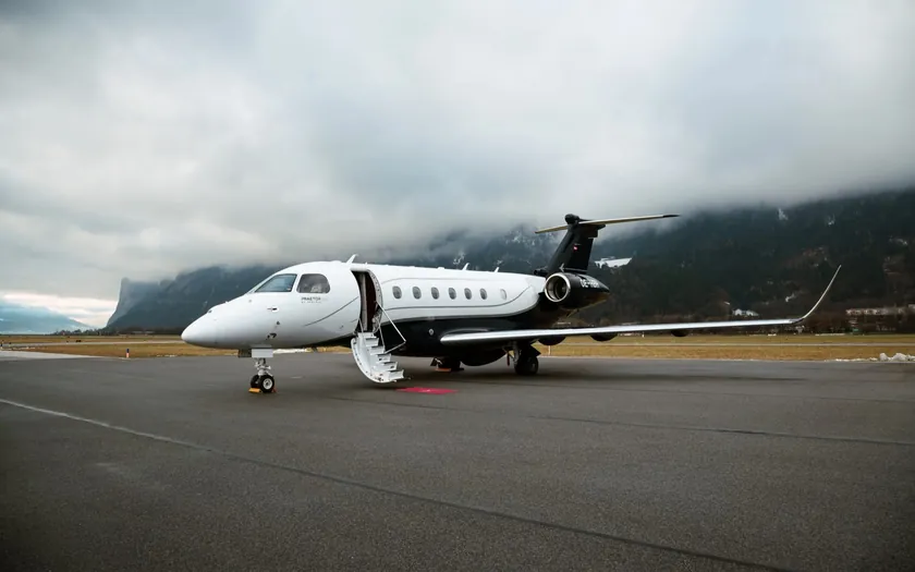 Exterior del jet privado Embraer Praetor 600
