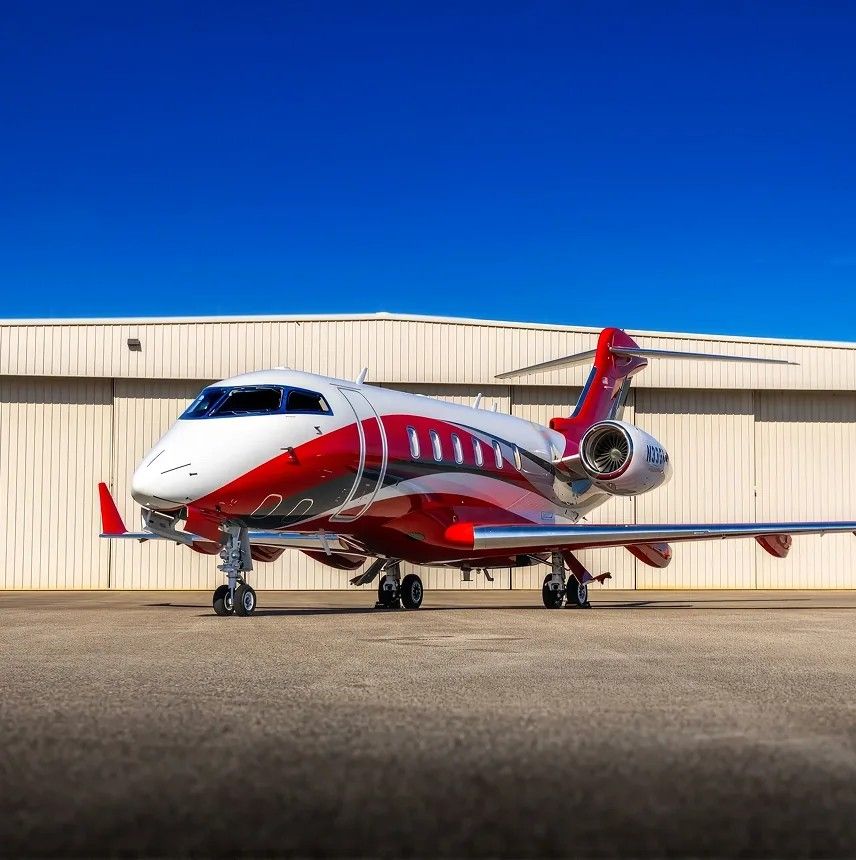 Bombardier Challenger 3500 private jet, exterior view