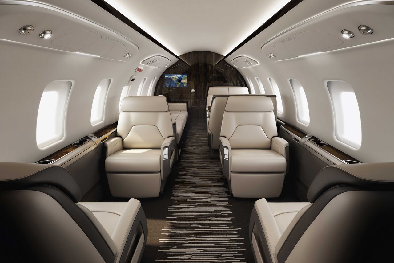 Bombardier Challenger 650 private jet, cabin interior
