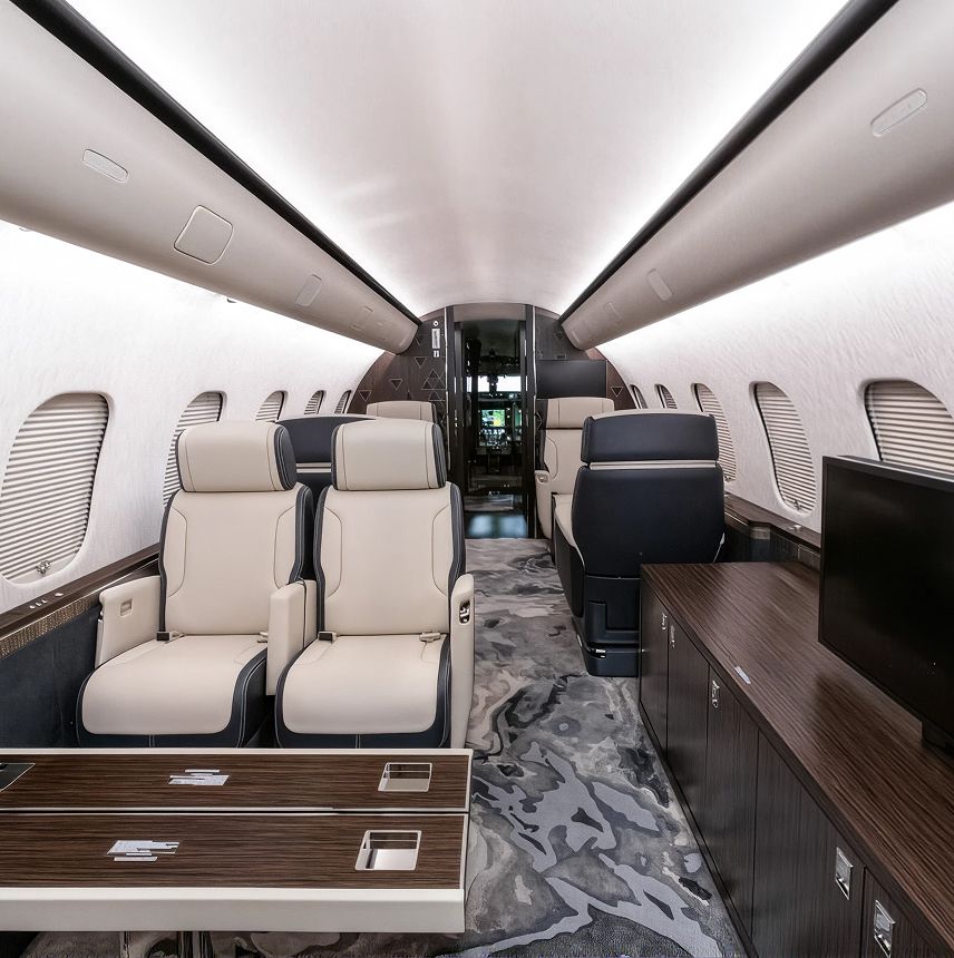 Bombardier Global 5500 private jet, cabin interior