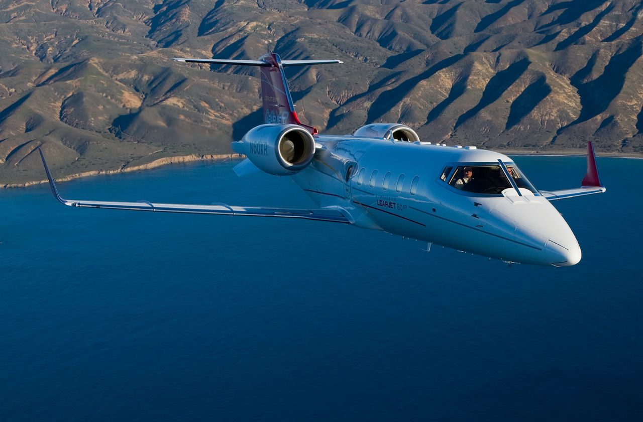 Bombardier Learjet 60/60XR private jet