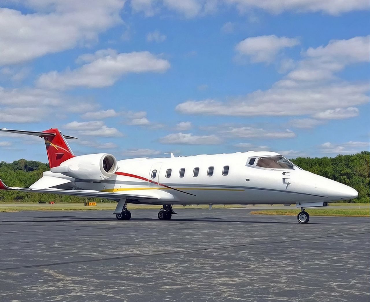 Bombardier Learjet 60/60XR private jet, exterior view