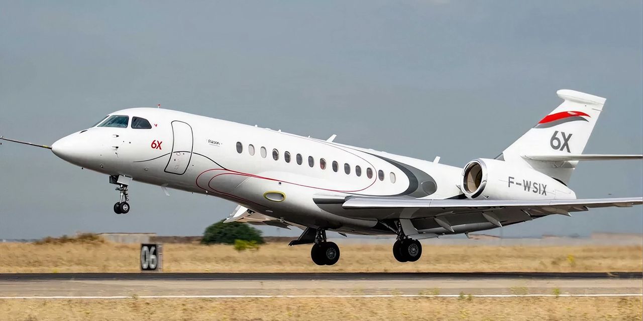 Dassault Falcon 6X jet privato, vista esterna