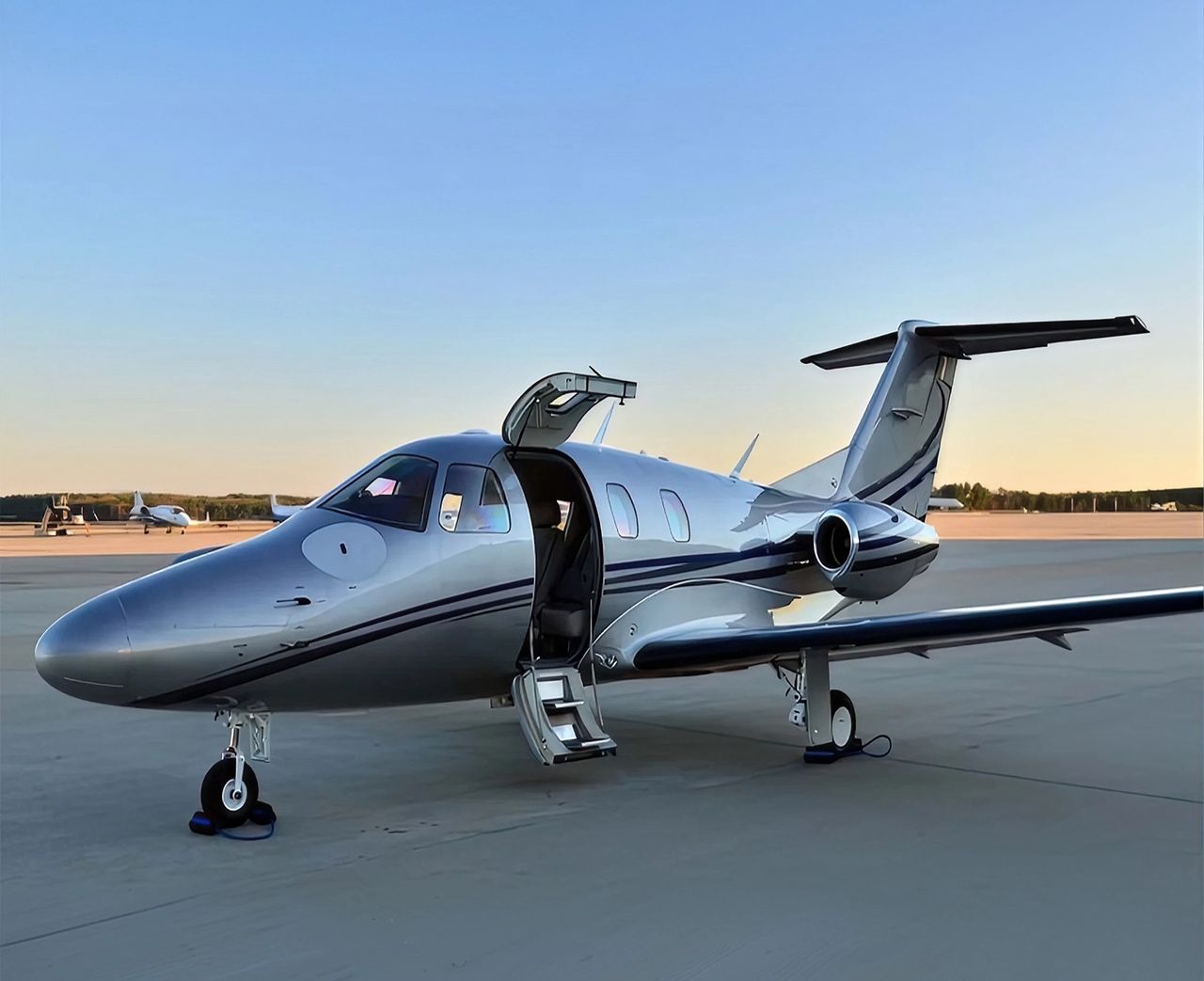 Eclipse 500 private jet, exterior view