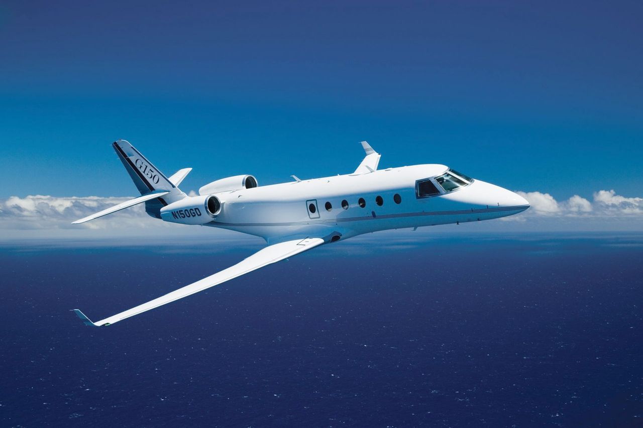 Gulfstream G150 private jet