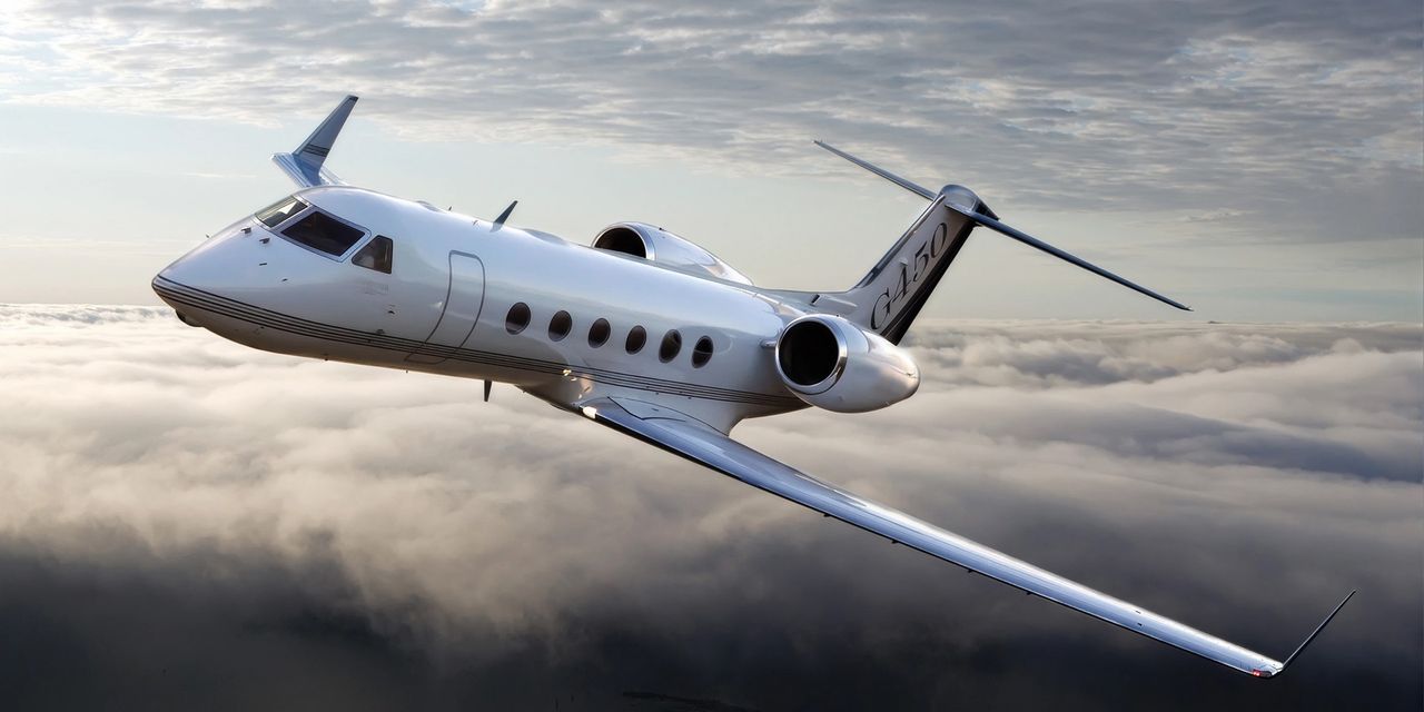 Gulfstream G450 private jet, exterior view