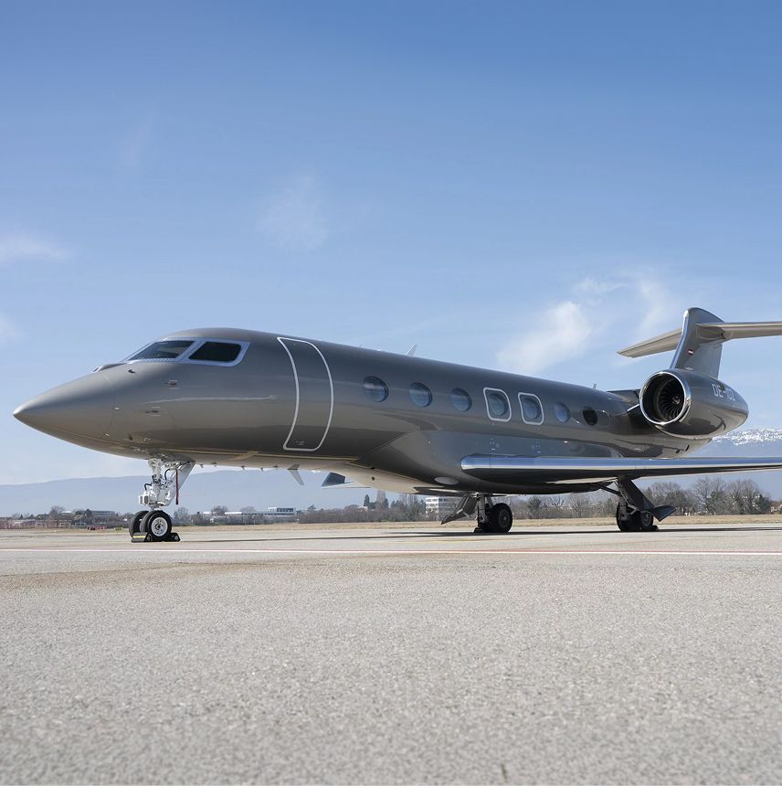 Gulfstream G500 private jet, exterior view