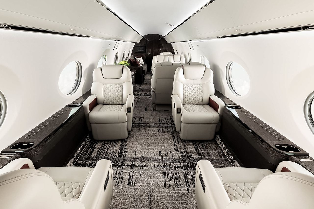 Gulfstream G600 private jet, cabin interior