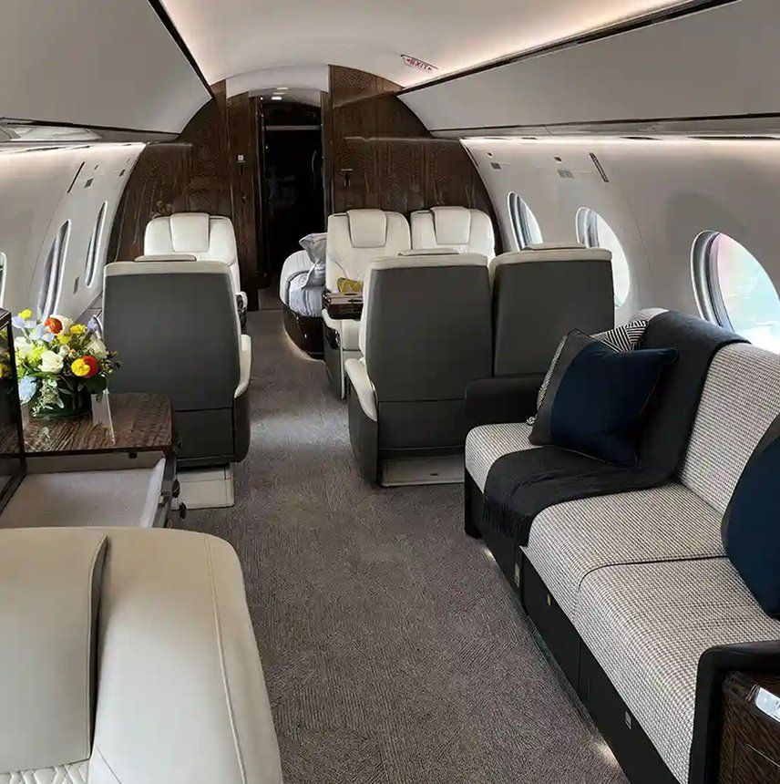 Gulfstream G800 private jet, cabin interior